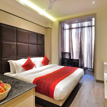Hotel Royal Grand - Opposite Axis Bank East Patel Nagar Нью-Делі Екстер'єр фото