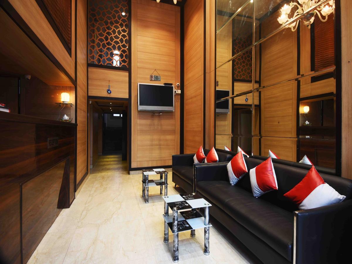 Hotel Royal Grand - Opposite Axis Bank East Patel Nagar Нью-Делі Екстер'єр фото